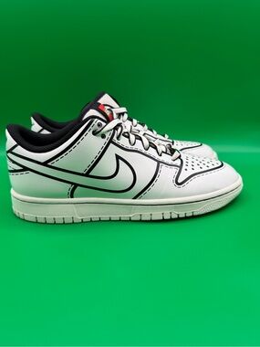 Nike Dunk Low x LEGO GS Size 7Y